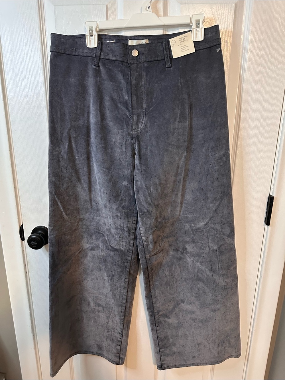 Universal Thread Women’sWide-Leg Corduroy Pants, Gray